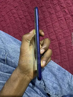 Samsung A10 32 GB Blue