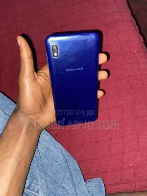 Samsung A10 32 GB Blue