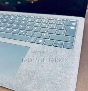 New Laptop Microsoft Surface Book 3 16GB Intel Core I7 SSD 256GB