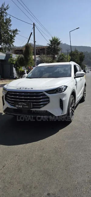 Jetour X70 Plus 2023 White