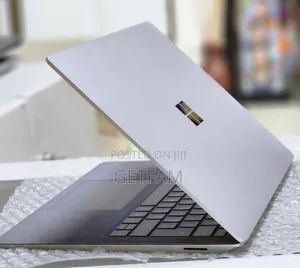 New Laptop Microsoft Surface 8GB Intel SSD 512GB