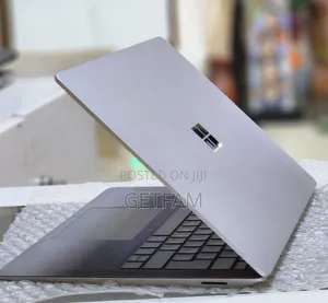 New Laptop Microsoft Surface 8GB Intel SSD 512GB