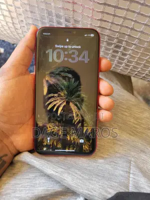 Apple iPhone 11 64 GB Red