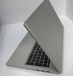 New Laptop HP 8GB AMD Ryzen 5 SSD 512GB