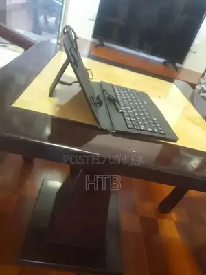 Universal Keyboard Case for 7 and 8 Inches Tablets