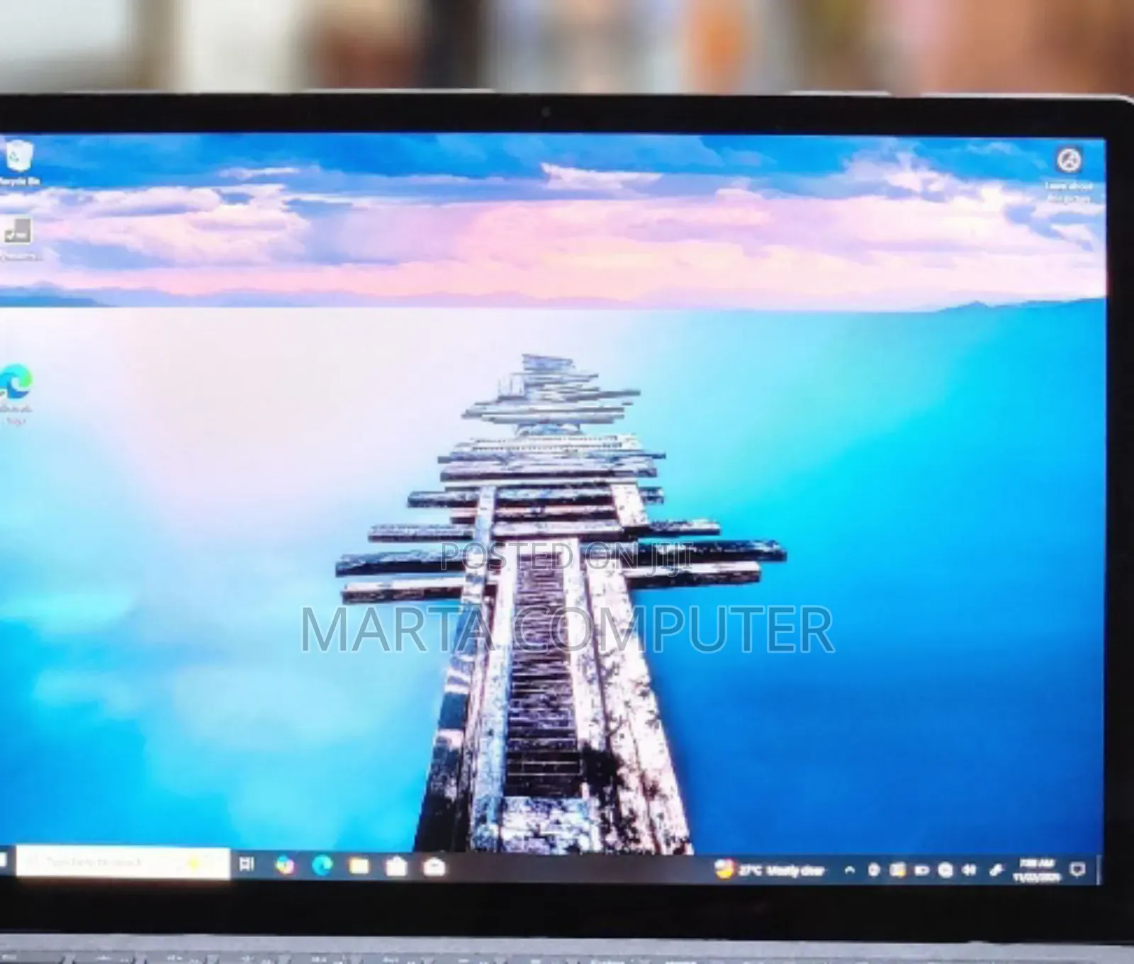 New Laptop Microsoft Surface 8GB Intel Core I5 SSD 512GB