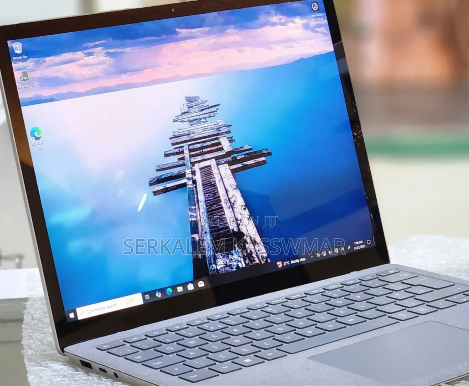 New Laptop Microsoft Surface 8GB Intel Core I5 SSD 512GB