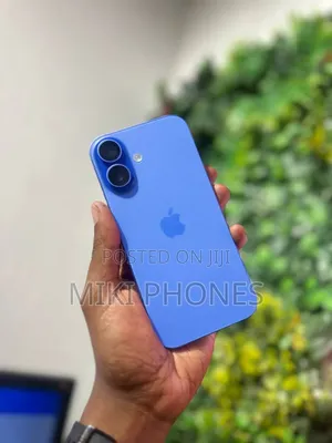 New Apple iPhone 16 128 GB Green