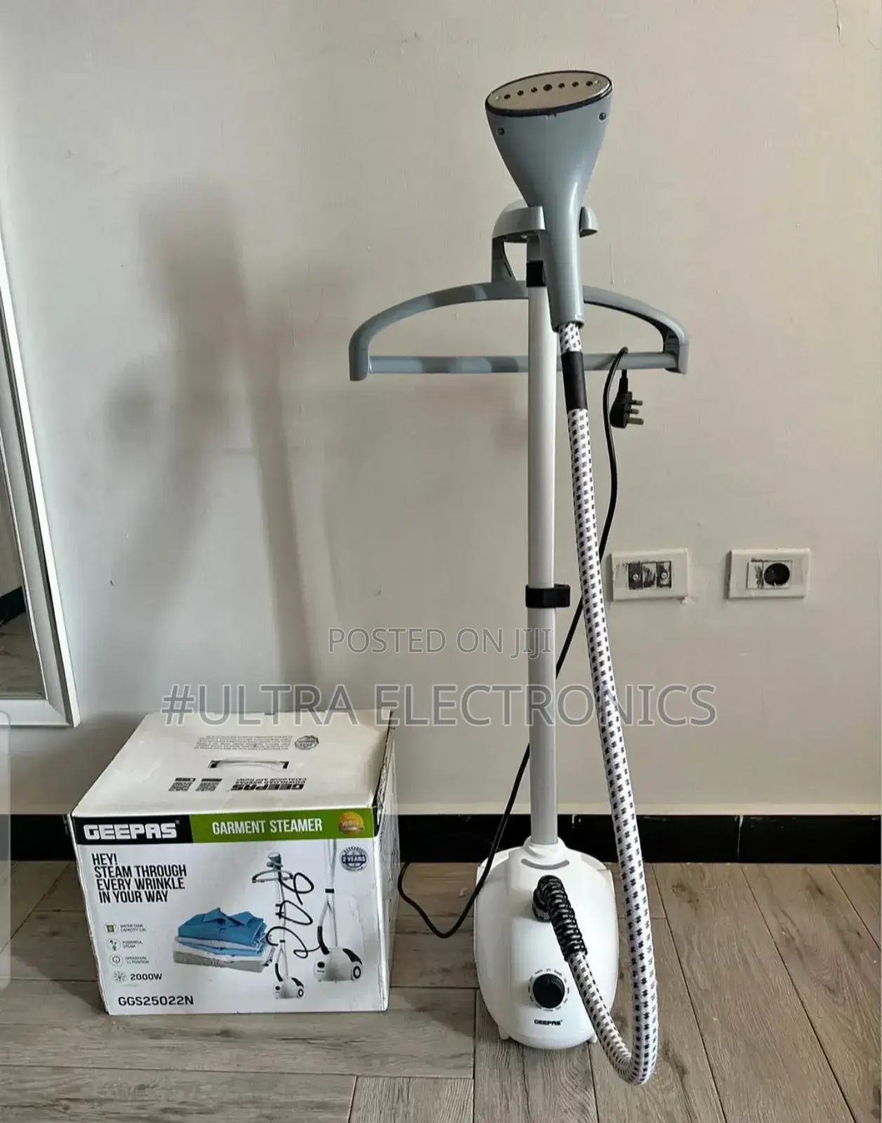 Geepas Ggs25022n 2000w Vertical Garment Steamer.