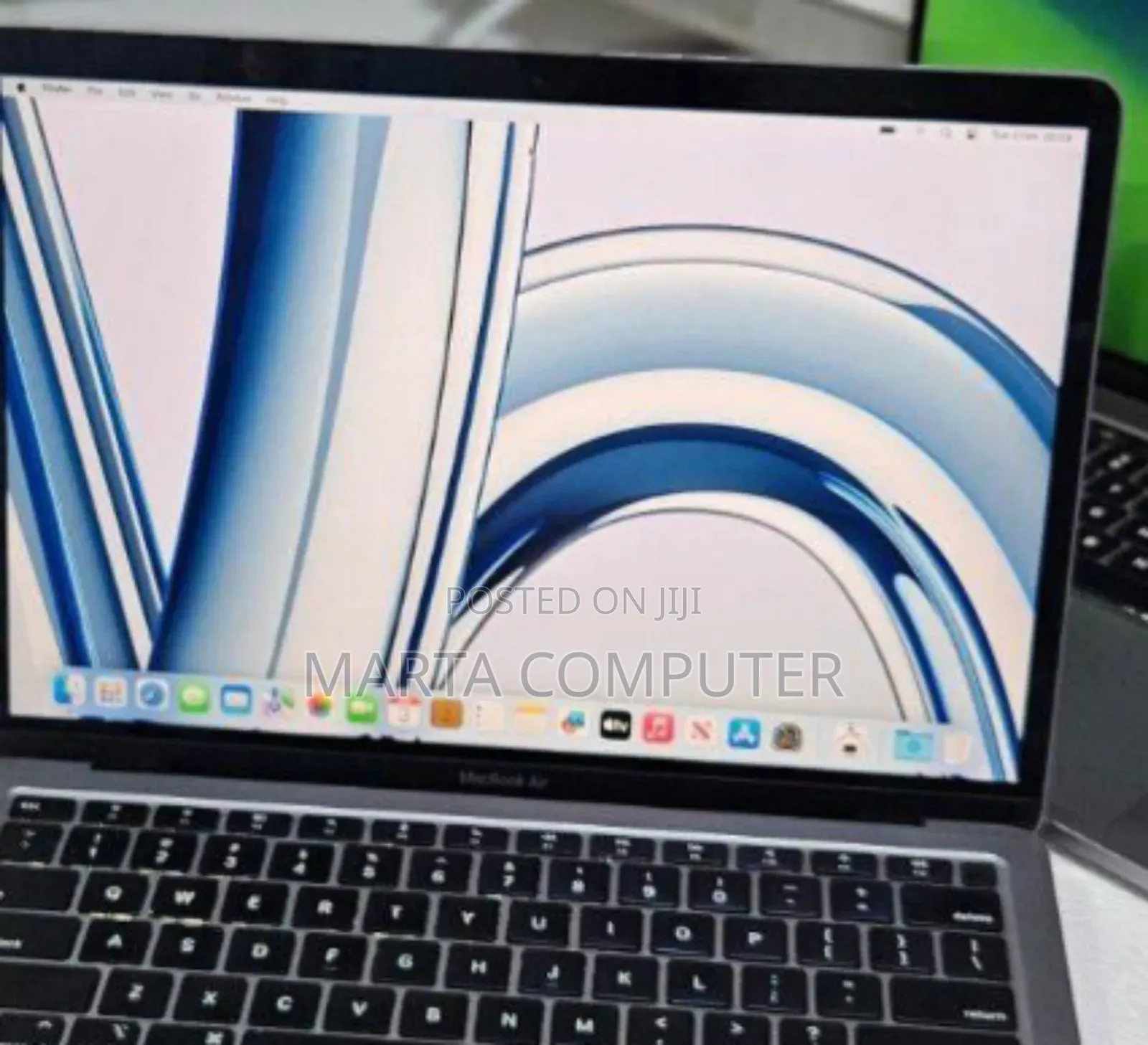 New Laptop Apple MacBook Air 2020 M1 8GB Apple M1 SSD 256GB