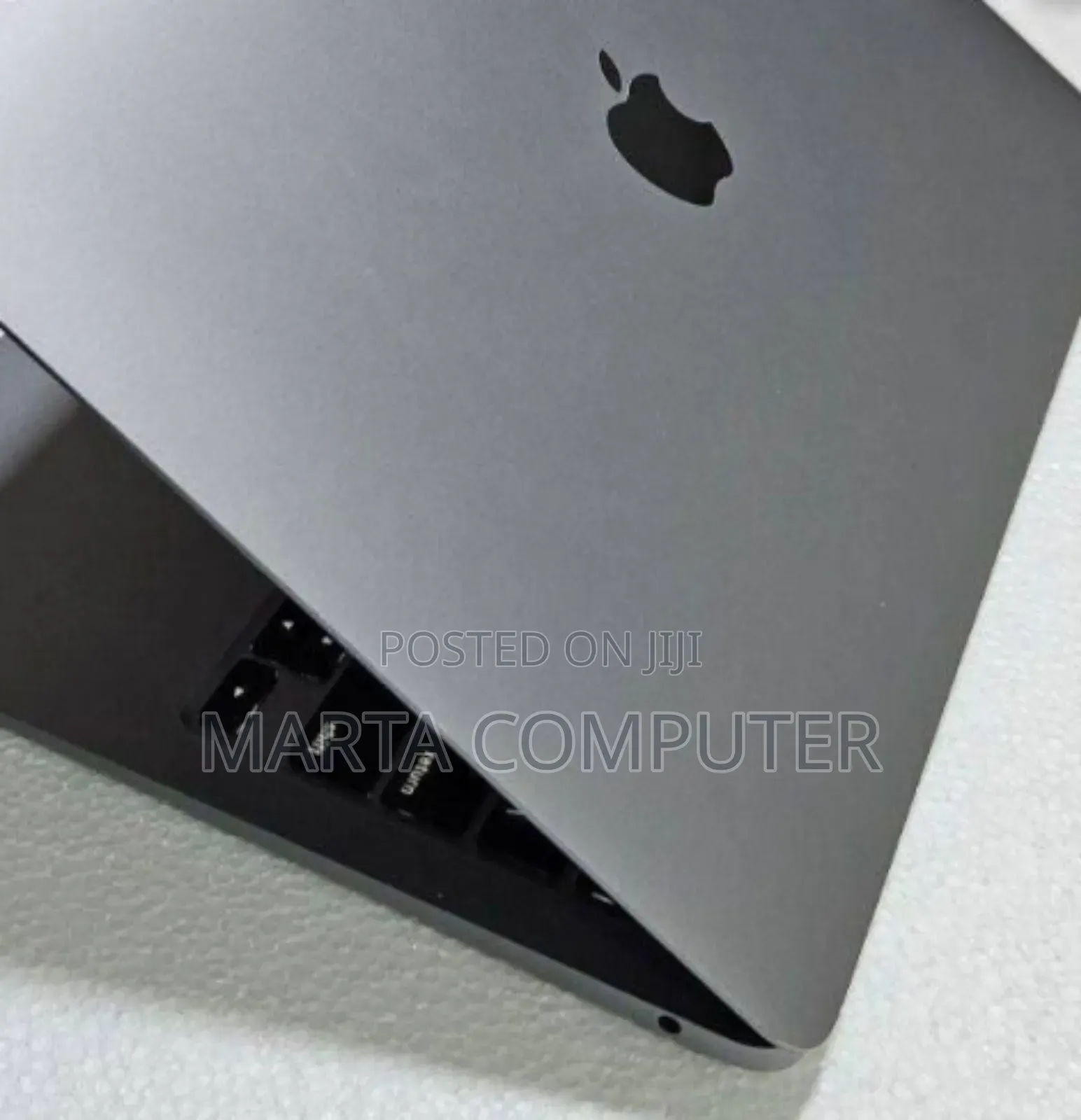 New Laptop Apple MacBook Air 2020 M1 8GB Apple M1 SSD 256GB