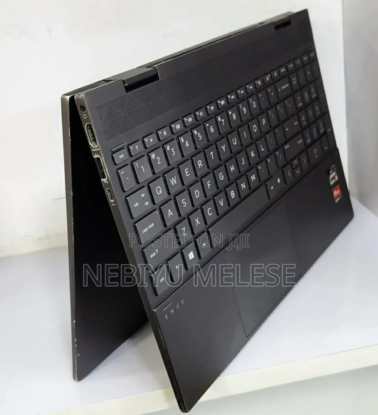 New Laptop HP Envy X360 8GB AMD Ryzen 5 SSD 256GB