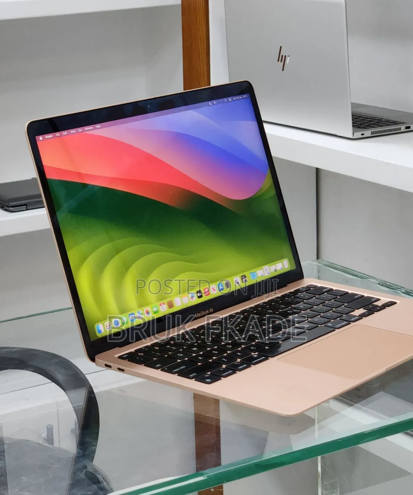 New Laptop Apple MacBook Air 2020 M1 8GB Apple M1 SSD 256GB