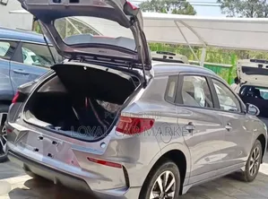 New BYD E2 43 kWh 94 hp FWD 2025 Gray