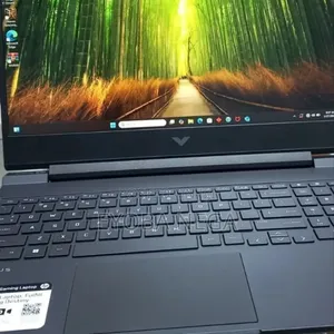 New Laptop HP Victus 15 8GB AMD Ryzen 5 SSD 512GB