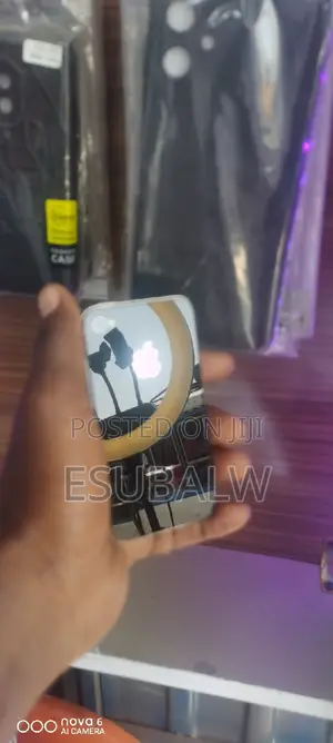 New Apple iPhone 4 8 GB Black