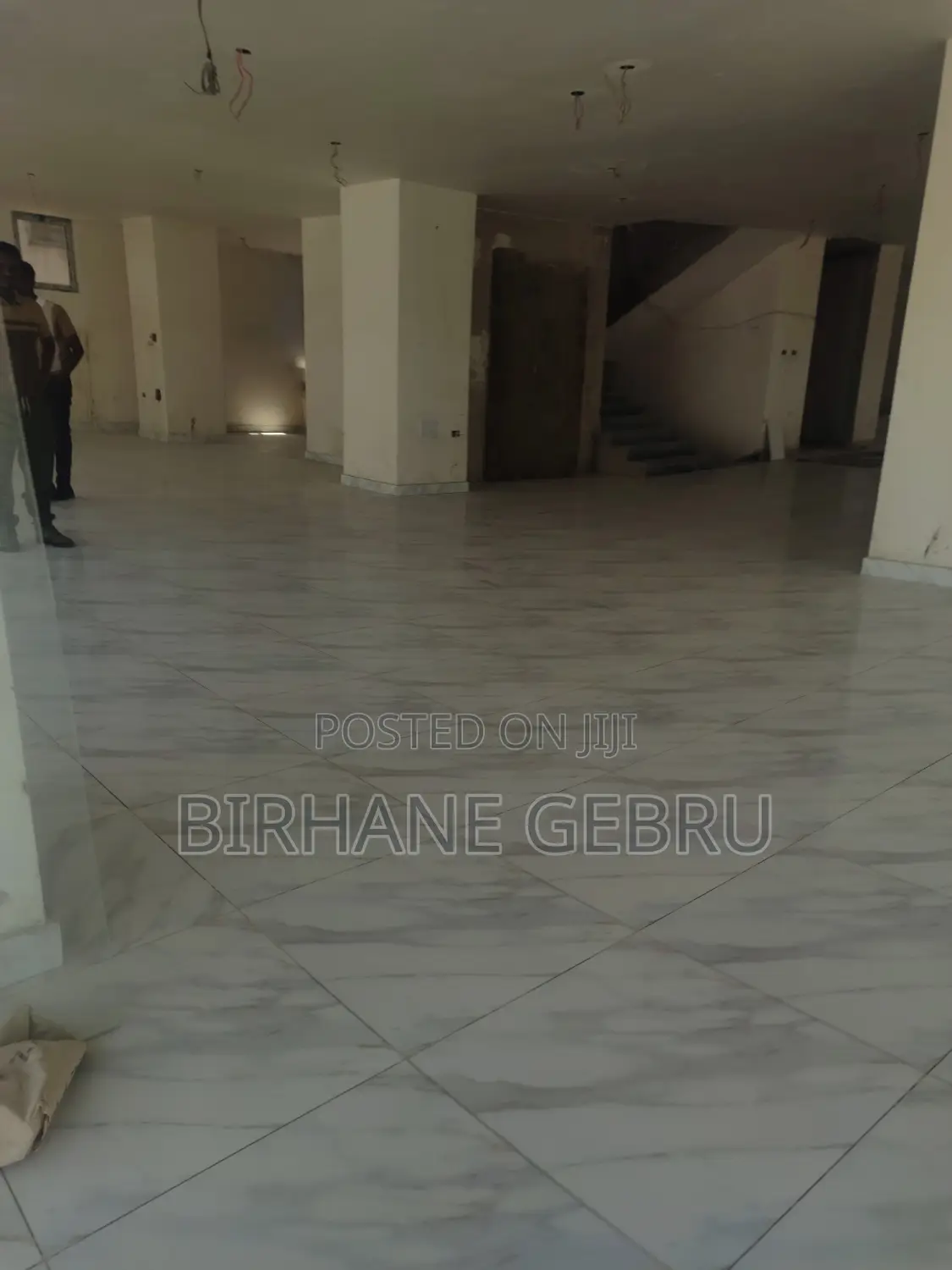 Space Rent for Teeth Clink Barbery and Other