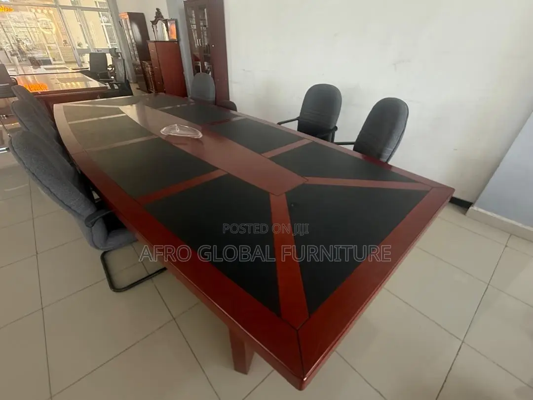 High Quality Veneer Conference Table