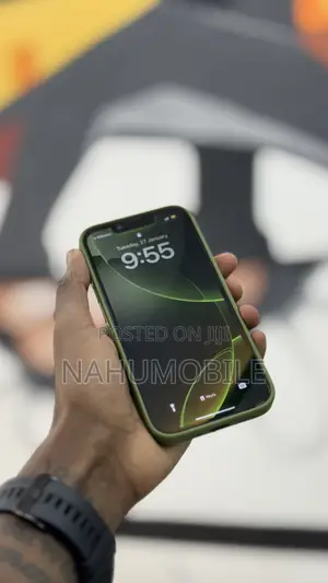 Apple iPhone 13 128 GB Green