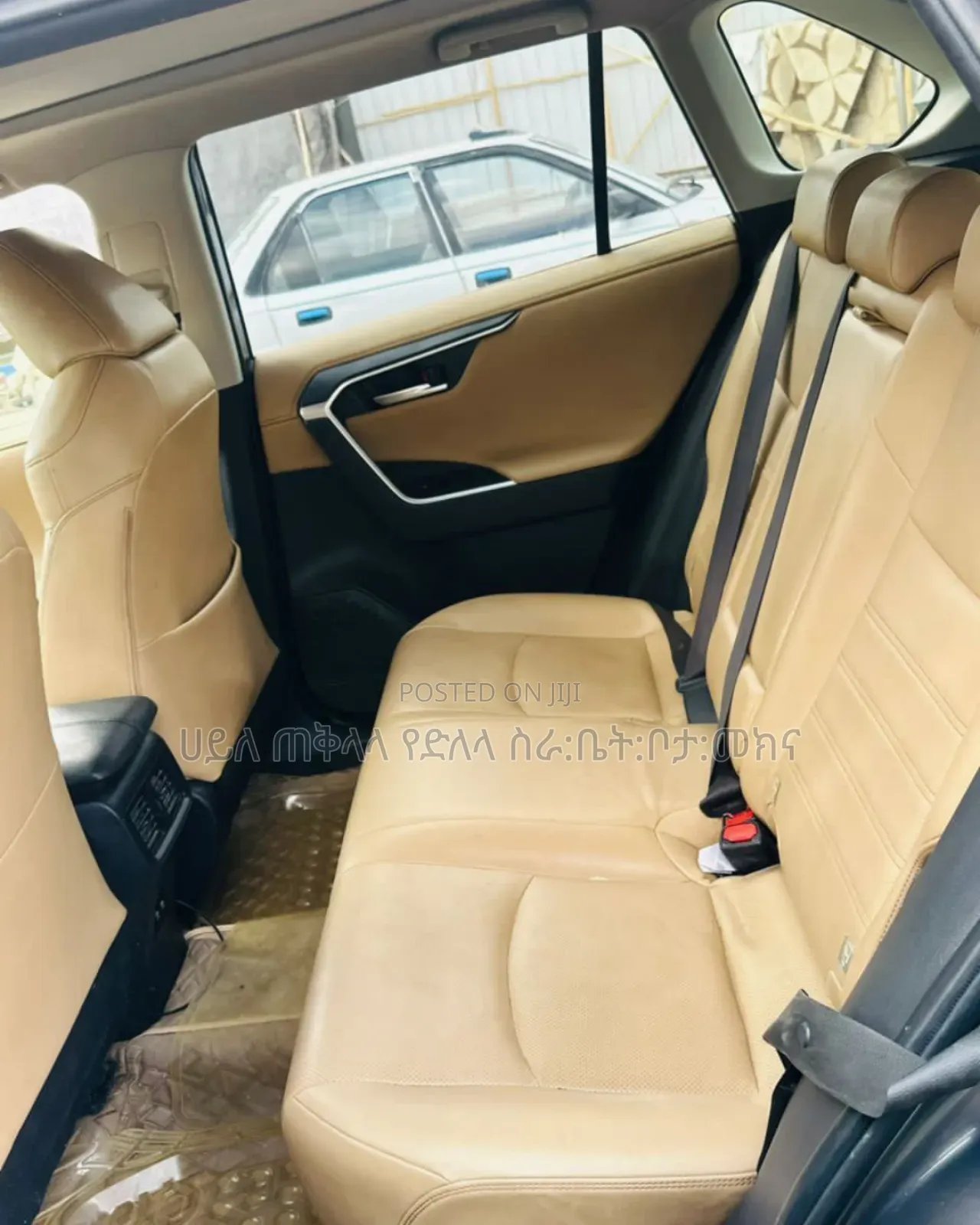 Toyota RAV4 2021 Beige