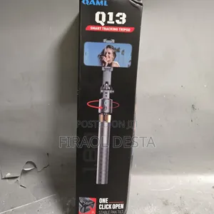 Q13 Smart Tracking Tripod