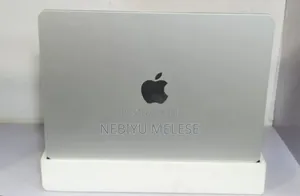 New Laptop Apple MacBook Air 2025 M4 13-Inch 16GB Apple M4 SSD 256GB