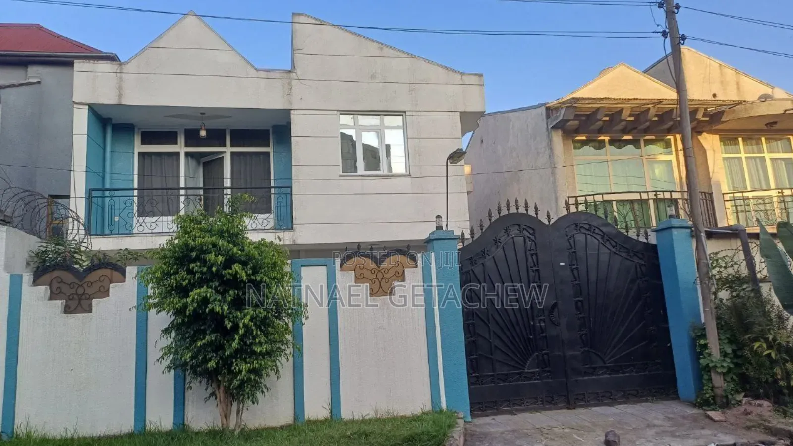 Furnished 4bdrm Villa in Bole for sale