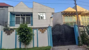 Furnished 4bdrm Villa in Bole for sale