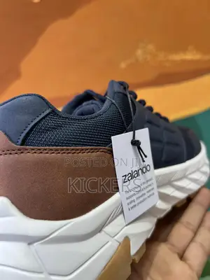 Pier One Trainers Navy