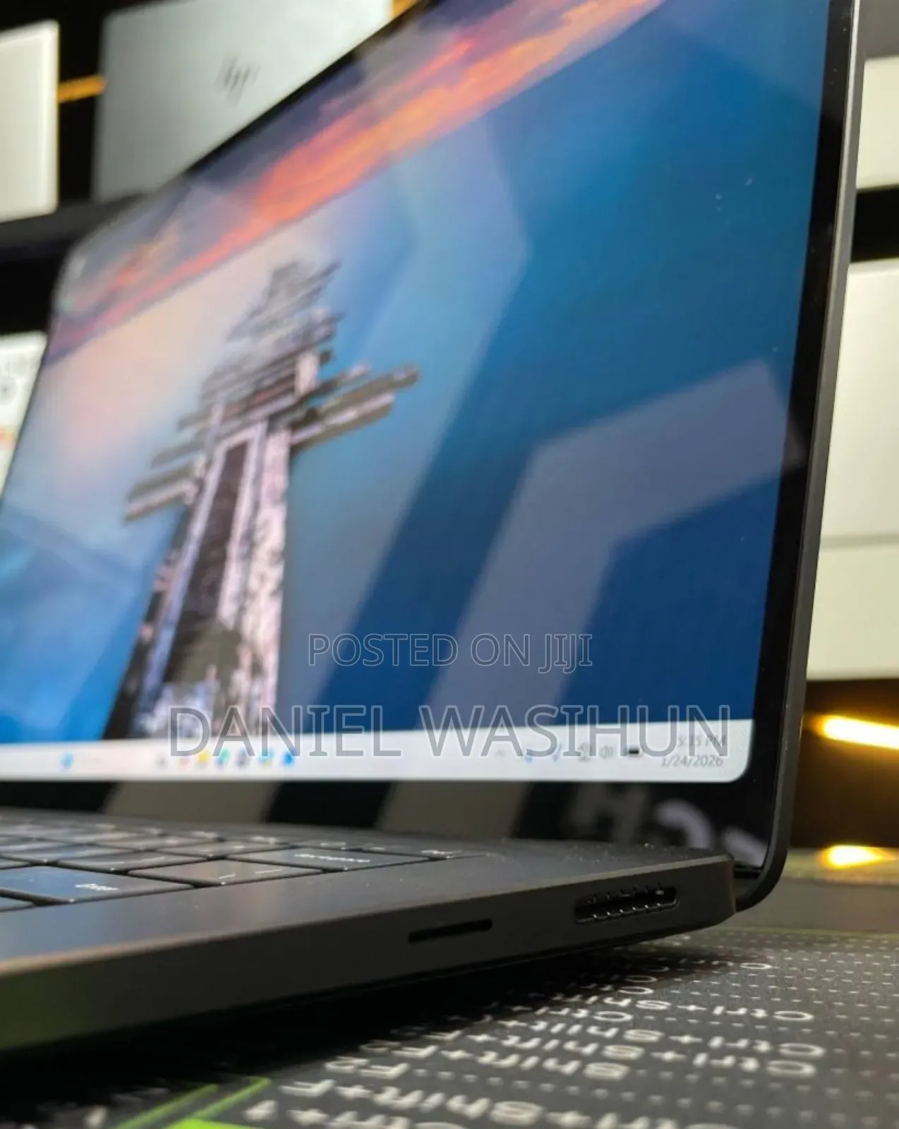 New Laptop Microsoft 16GB SSD 512GB