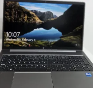 New Laptop HP ZBook Power G9 I7 16GB Intel Core I7 SSD 1T