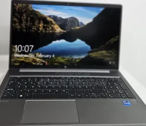 New Laptop HP ZBook Power G9 I7 16GB Intel Core I7 SSD 1T