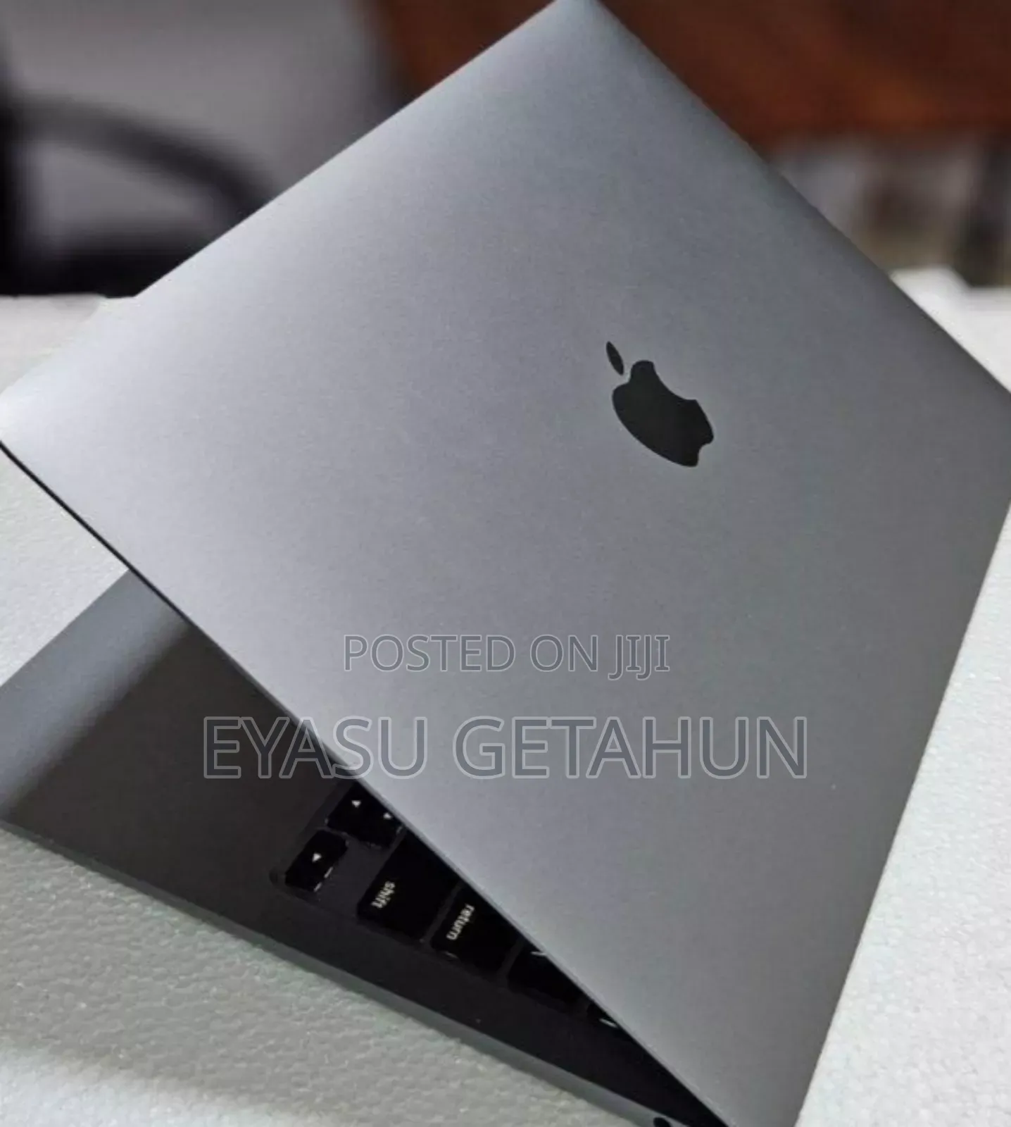 New Laptop Apple MacBook Air 2020 M1 8GB Apple M1 SSD 256GB