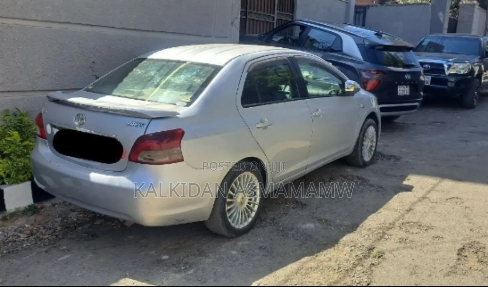 Toyota Yaris 2010 Silver