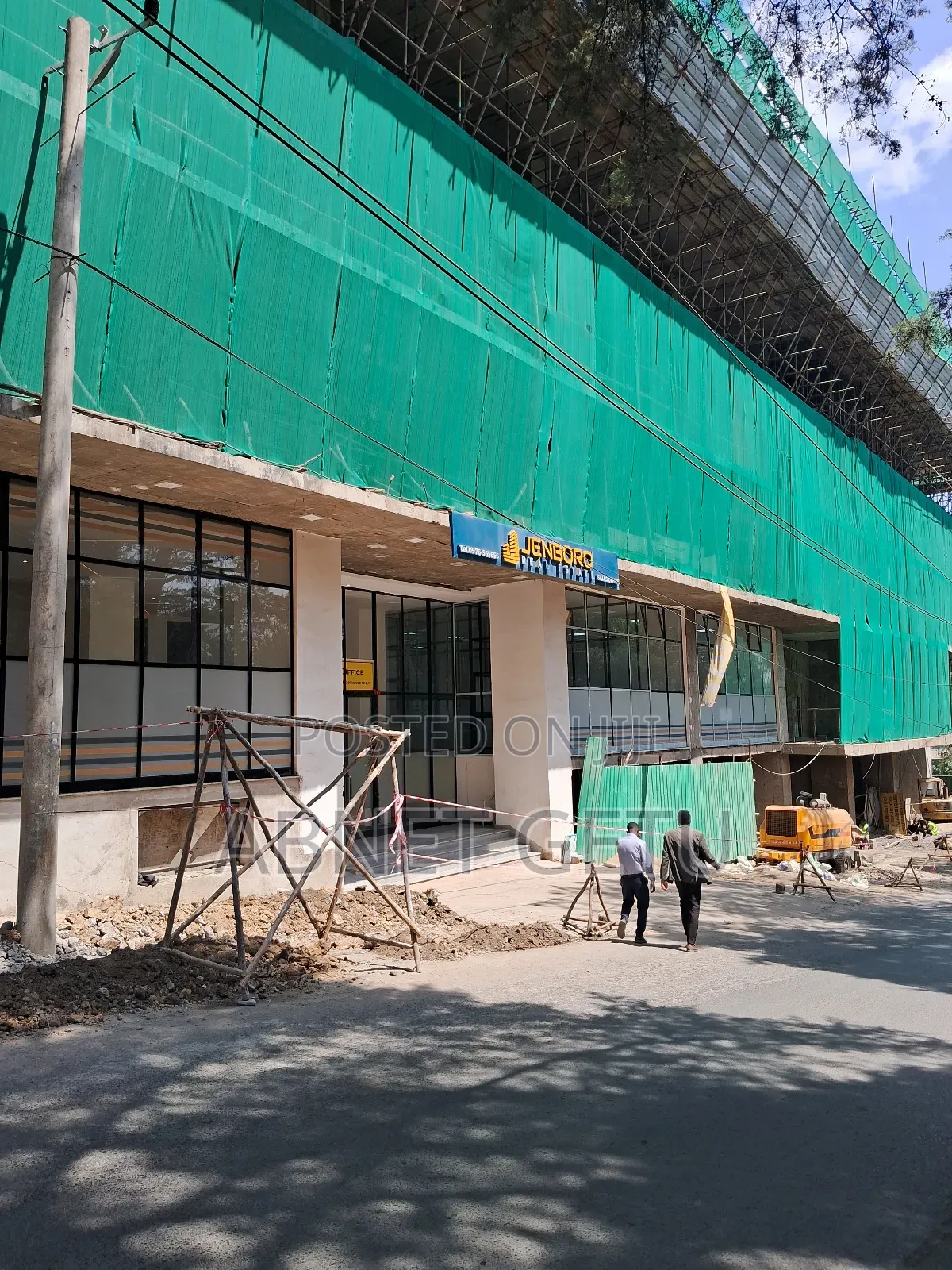 የነግድ ሱቆች ሽያጭ በሳርቤት