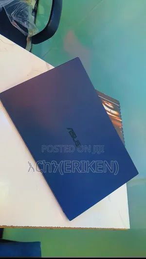 New Laptop Asus ExpertBook B9 B9400CBA 16GB Intel Core I7 SSD 512GB