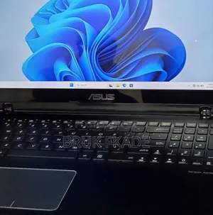 New Laptop Asus ROG Strix G15 12GB Intel Core I7 SSD 512GB