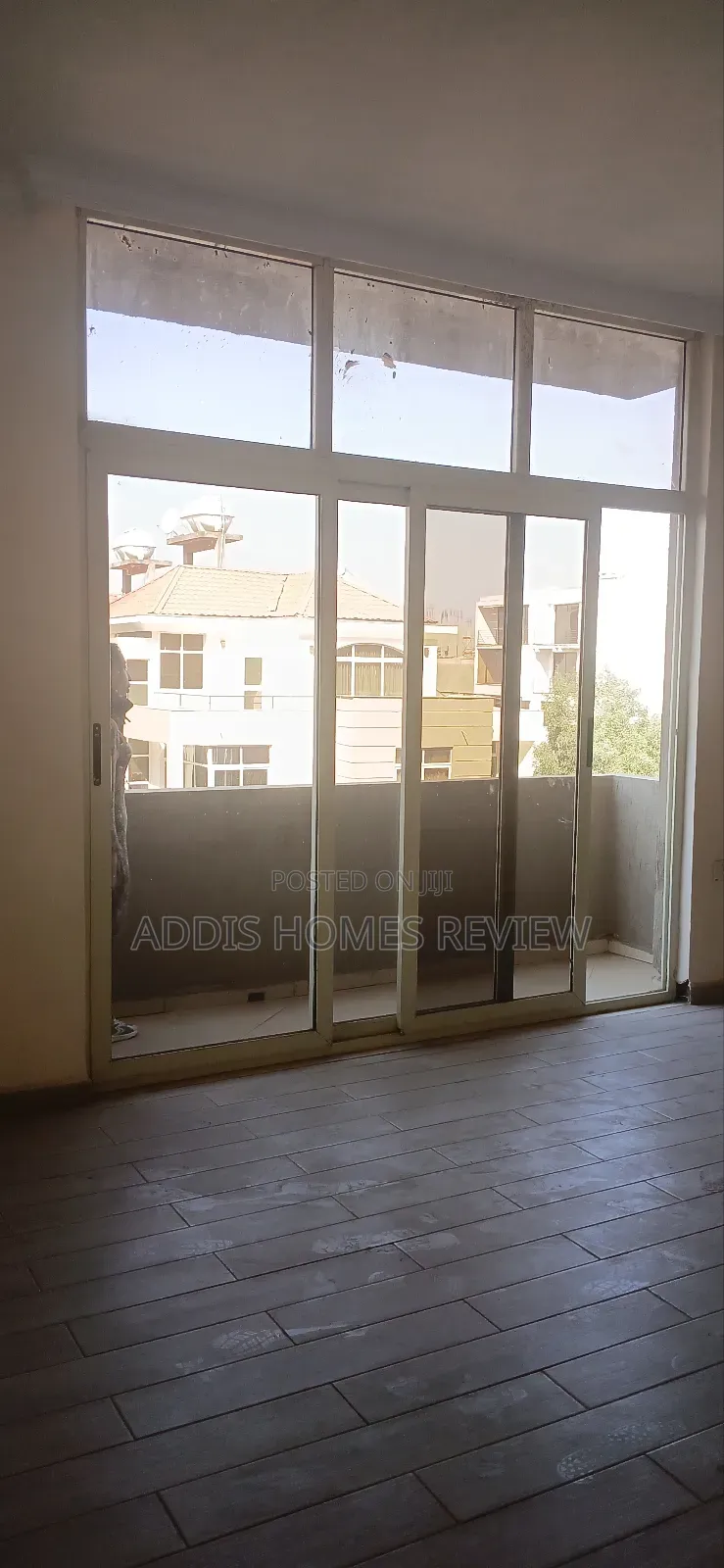 ያለቀ የንግድ ሱቅ ሲኤምሲ ላይ