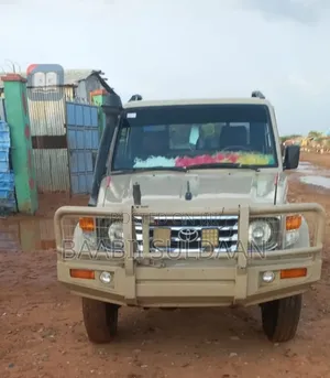 Toyota Land Cruiser 79 Series 2005 Beige