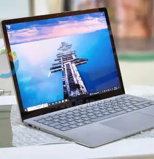 New Laptop Microsoft Surface 8GB Intel Core I5 SSD 512GB