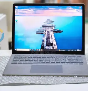 New Laptop Microsoft Surface 8GB Intel Core I5 SSD 512GB