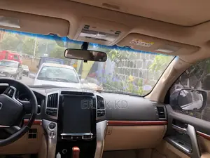 Toyota Land Cruiser 2015 Silver