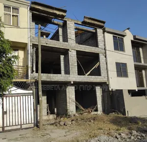 3bdrm House In Akaky Kaliti For Sale