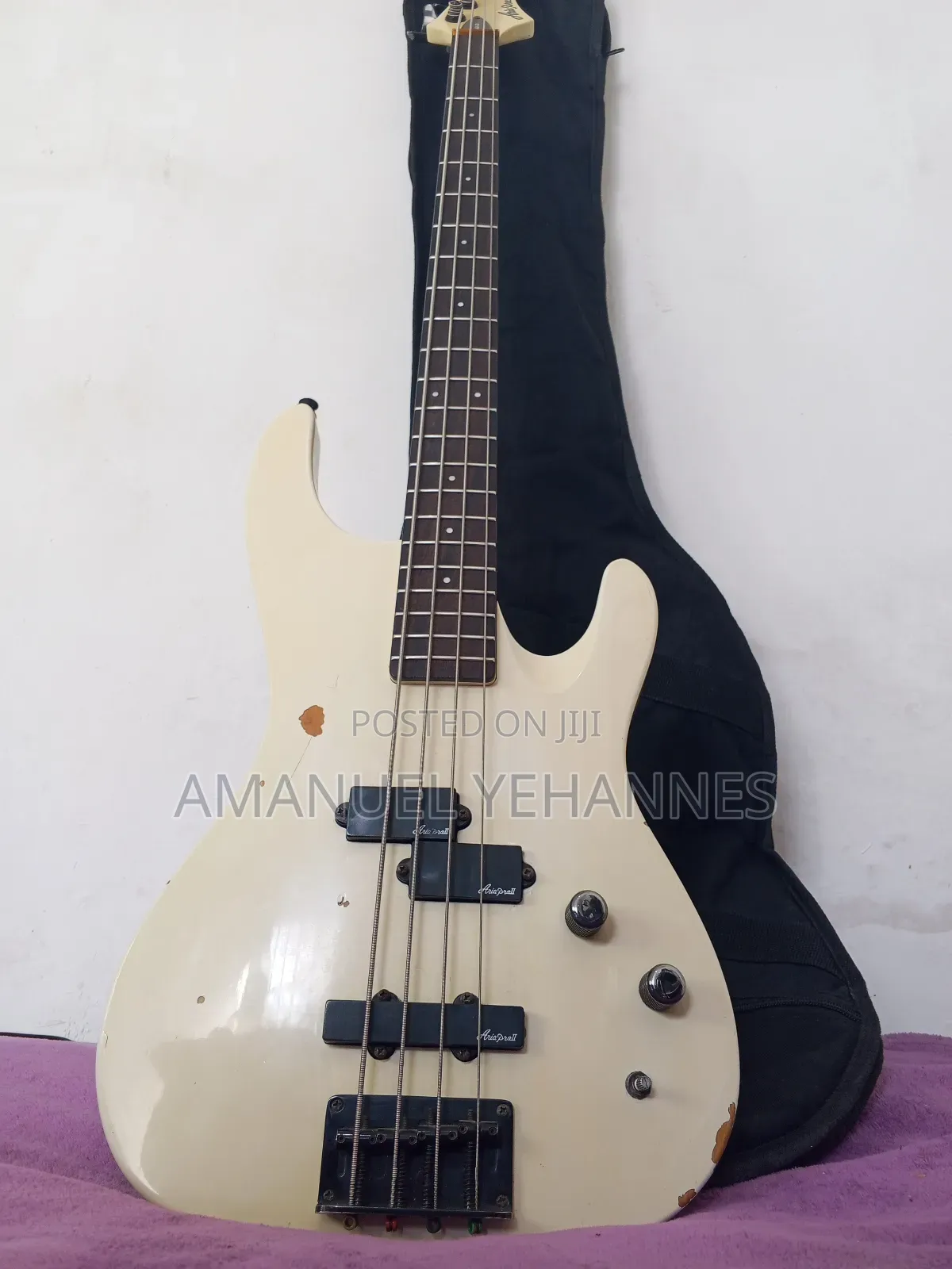 Aria Pro Ii Magna Series Mab-20 Bass Guitar