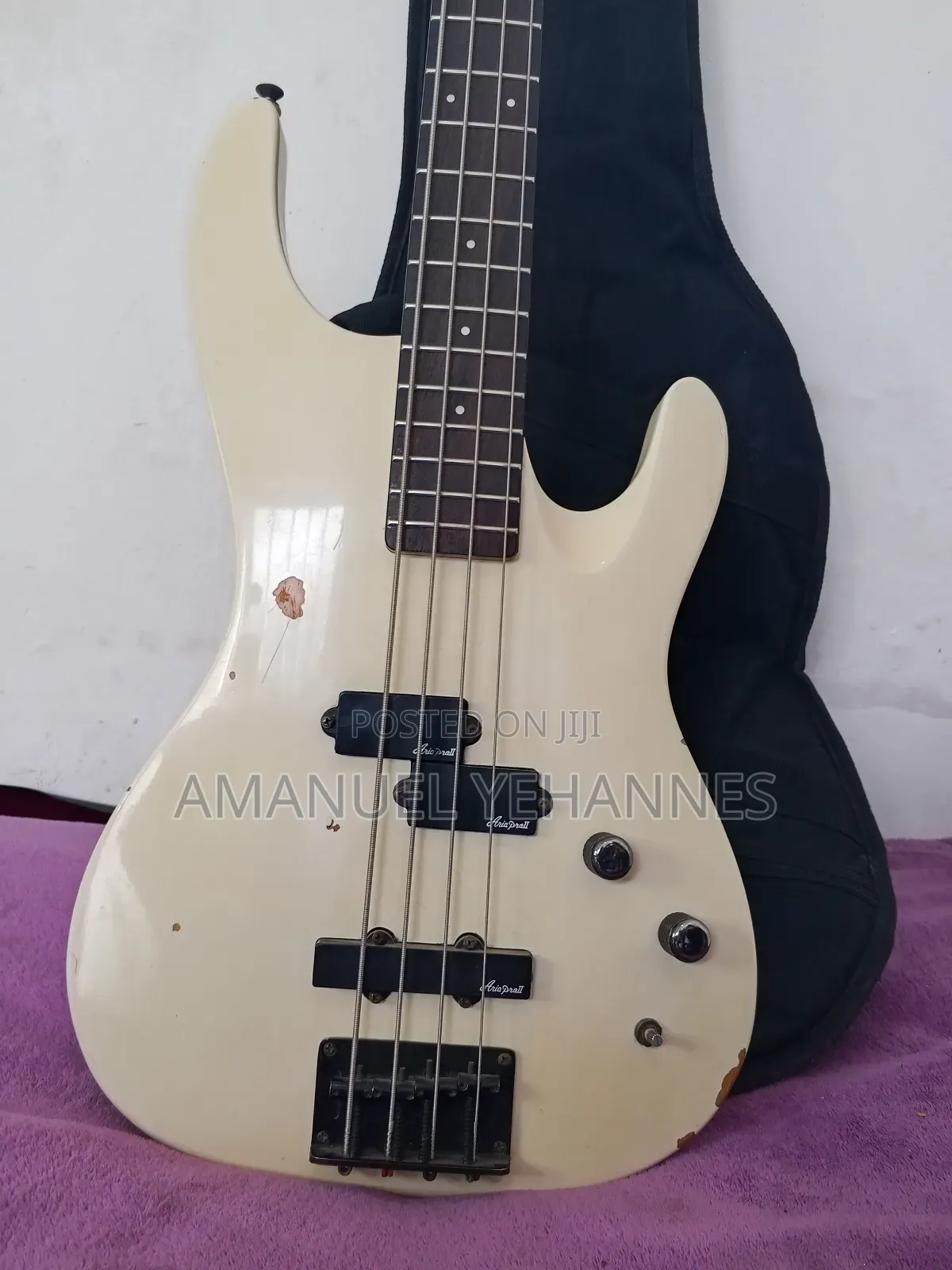 Aria Pro Ii Magna Series Mab-20 Bass Guitar