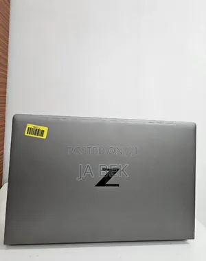 New Laptop HP ZBook Firefly 15 G7 16GB Intel Core i7 SSD 1T