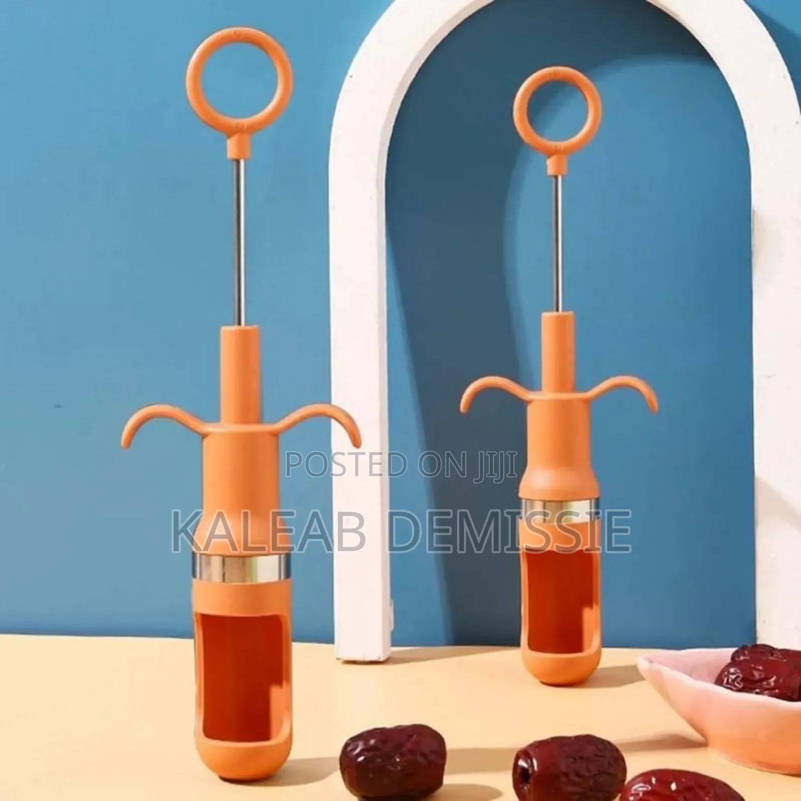 የፍሬ ማዉጫ Manual Push-type Fruit Pitter