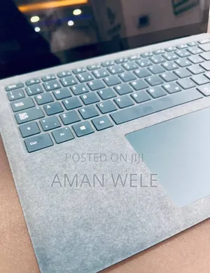 New Laptop Microsoft Surface 16GB Intel Core I7 SSD 256GB