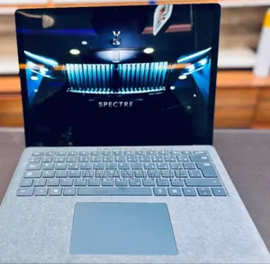 New Laptop Microsoft Surface 16GB Intel Core I7 SSD 256GB