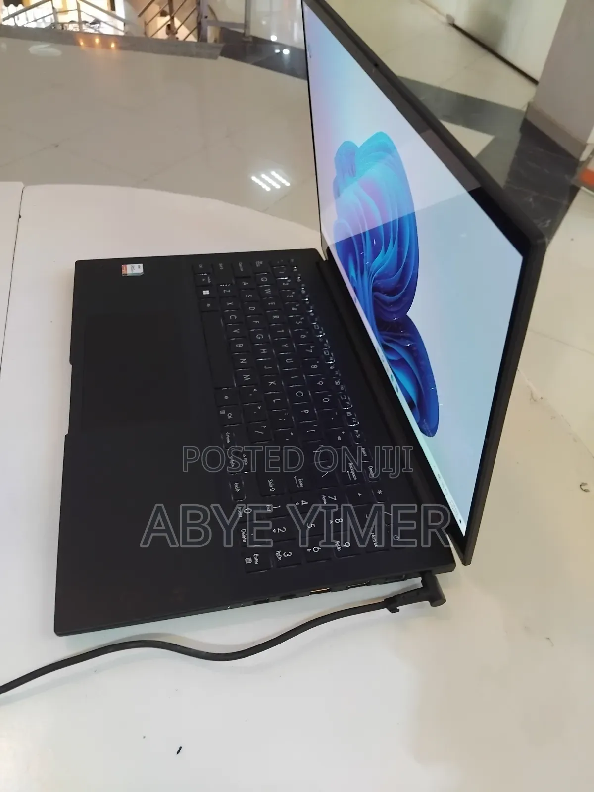 New Laptop Asus VivoBook 15 X505BA 16GB Intel Core I9 SSD 1T